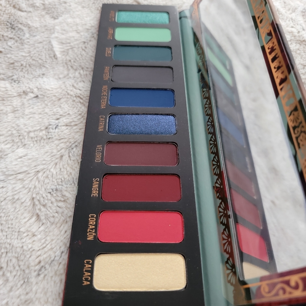 Muerte Eyeshadow Palette Melt Cosmetics - Picture 6 of 13